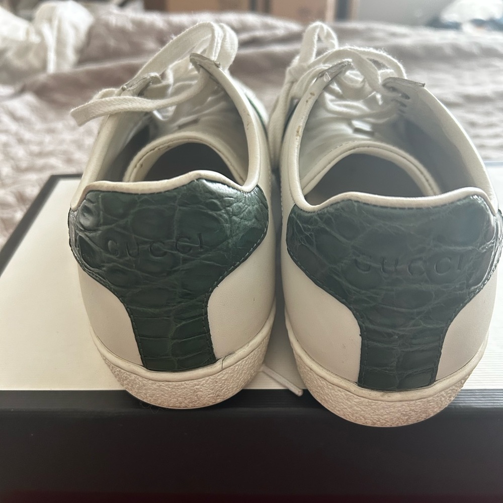 Gucci
Ace Leather Sneakers With Web Detail - Picture 5 of 10